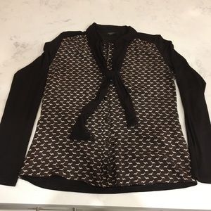 MaxMara Weekend Blouse with Tie at the neck. GUC